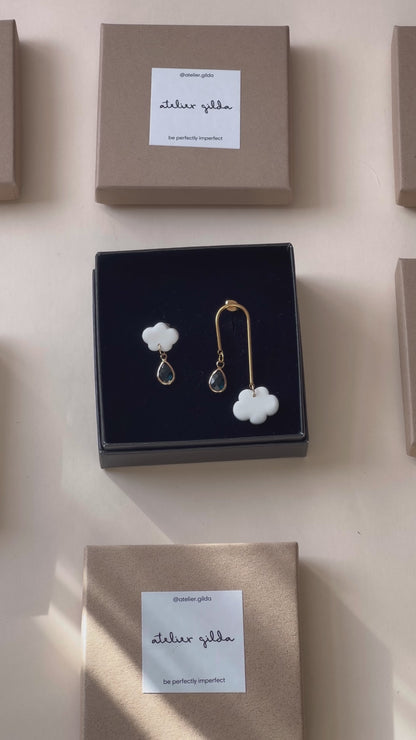 Raining era earrings
